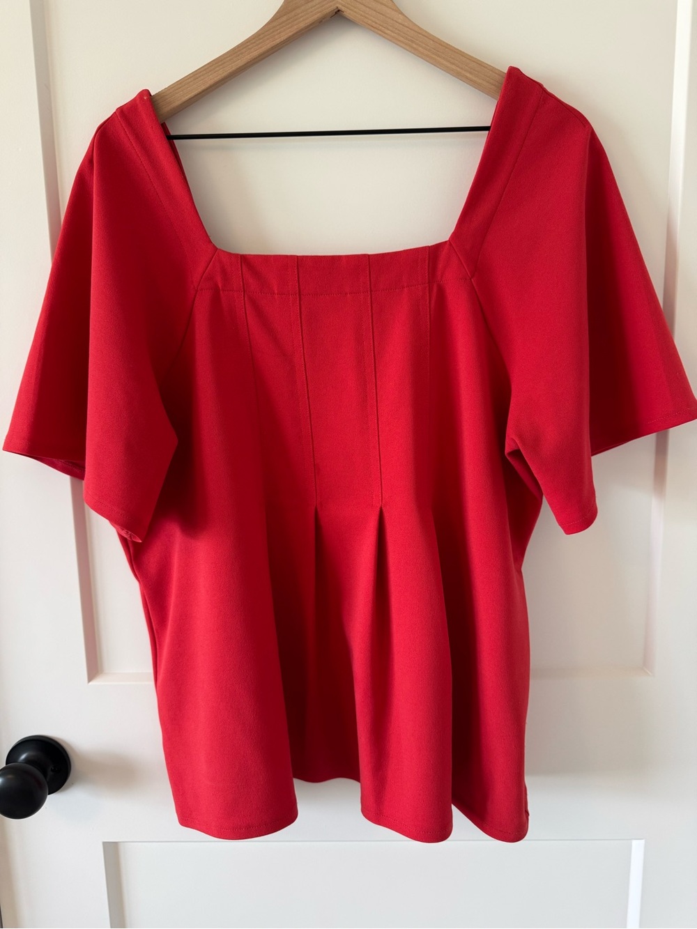 Ann Taylor Red Square-Neck Pleated Womens Top Size XL